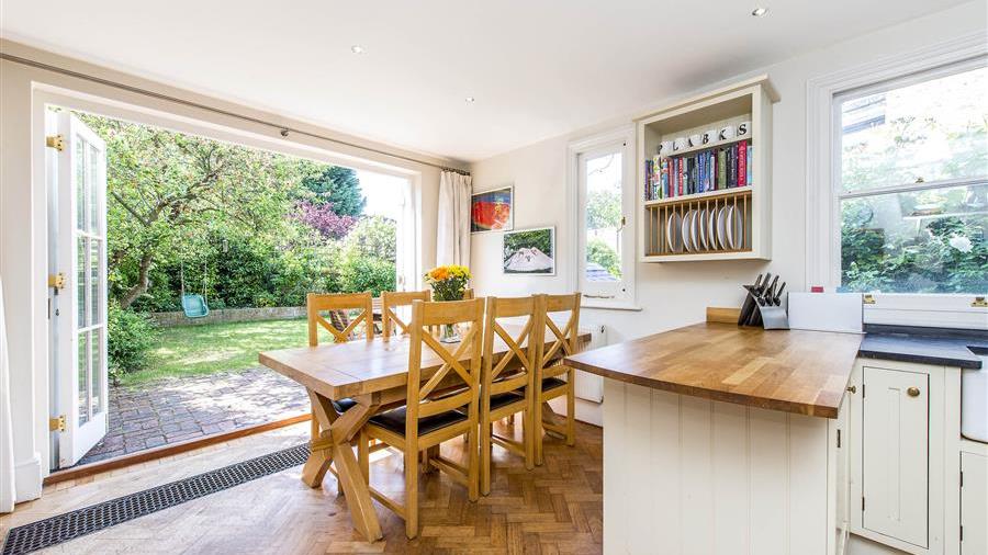 Kitchen/Breakfast Room