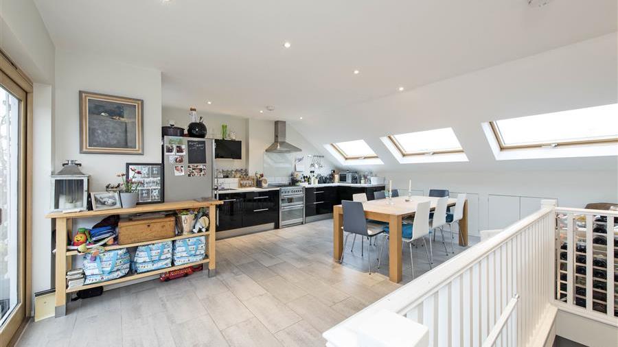 Kitchen/Dining Room