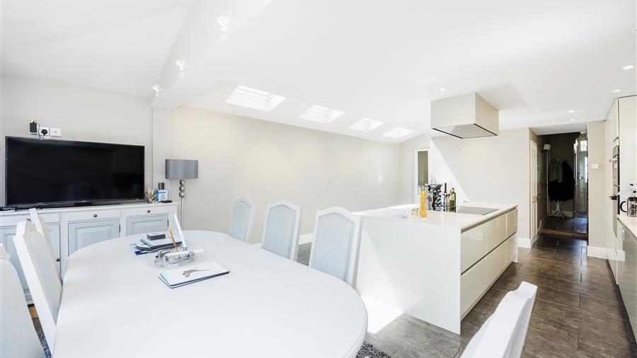 Kitchen/Dining Room