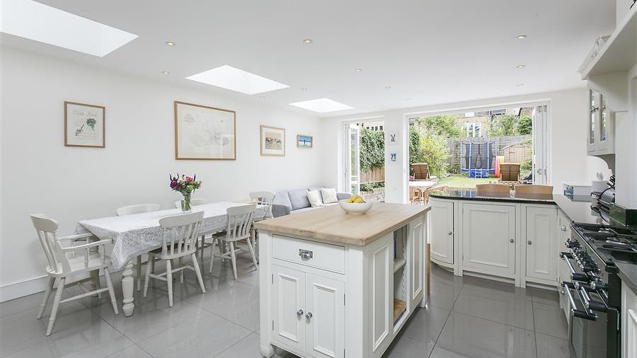 Kitchen/Dining Room