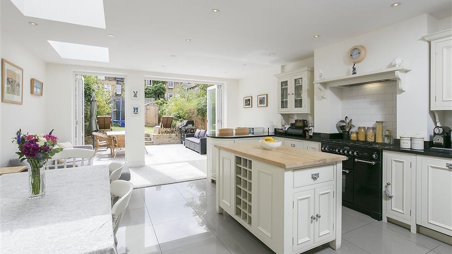Kitchen/Dining Room