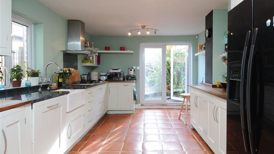 Kitchen/Dining Room