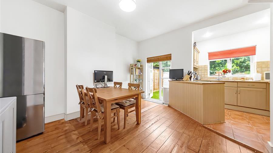 Kitchen/Dining Room