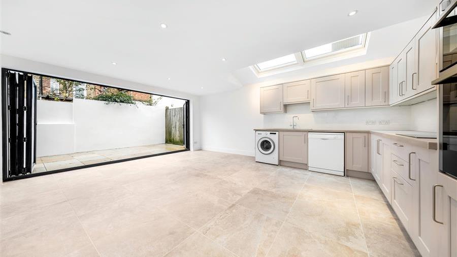 Kitchen/Dining Room