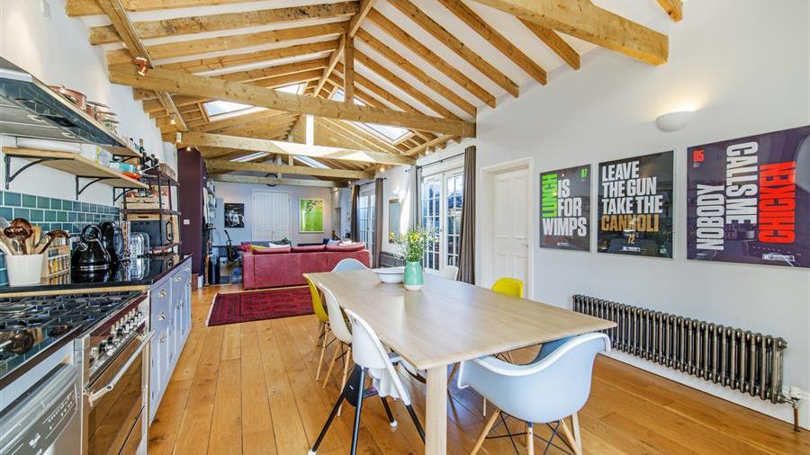 Kitchen/Dining Room