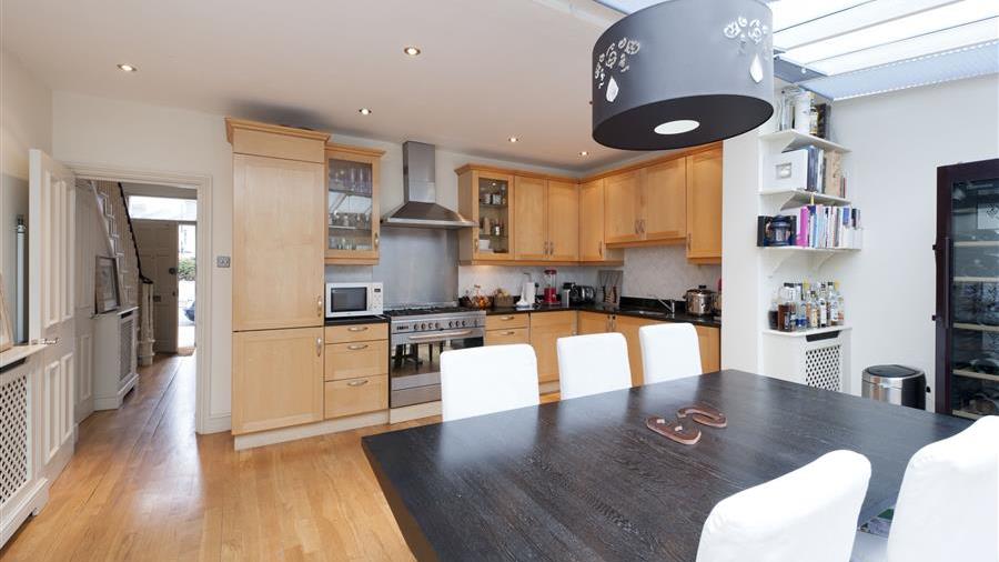 Kitchen/Dining Room