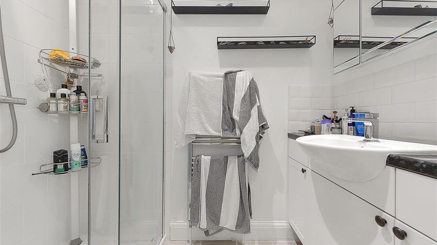 En-Suite Shower Room