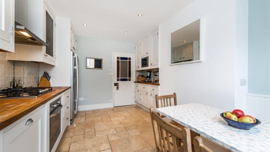 Kitchen/Breakfast Room