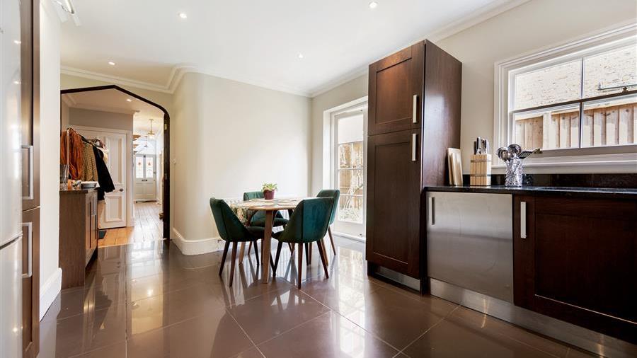 Kitchen/Dining Room