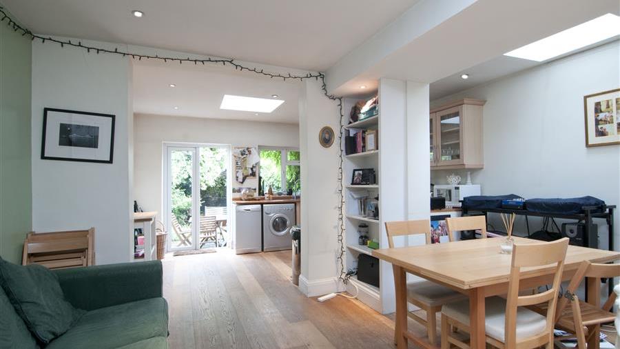 Kitchen/Dining Room