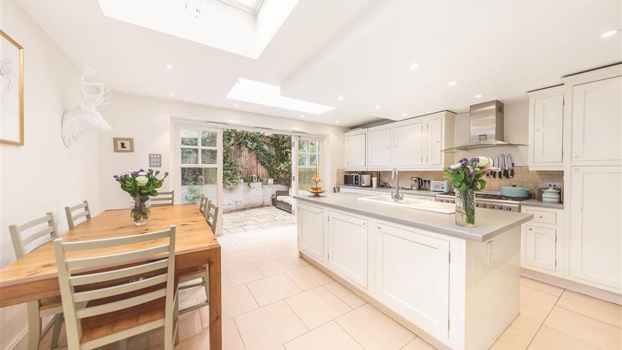 Kitchen/Dining Room