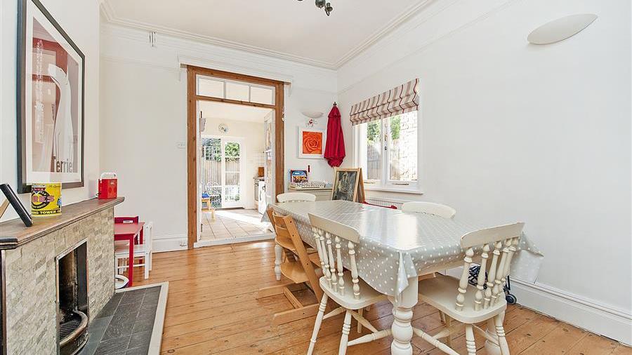 Kitchen/Dining Room