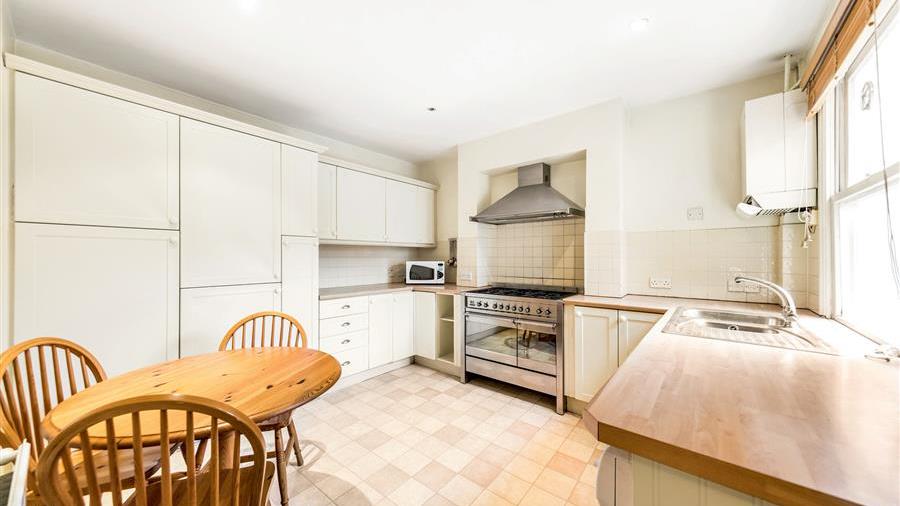 Kitchen/Breakfast Room