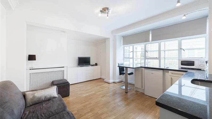 Kitchen/Reception Room