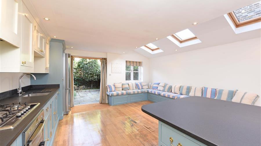 Kitchen/Dining Room
