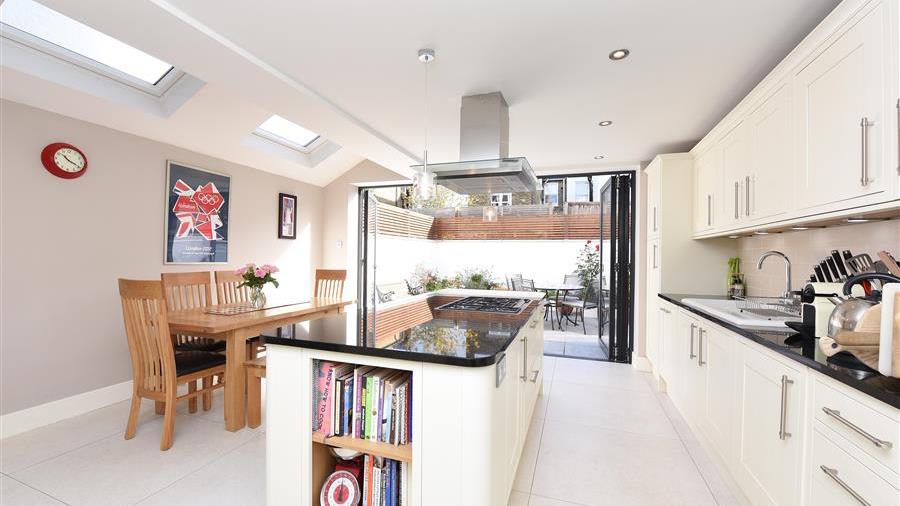 Kitchen/Breakfast Room