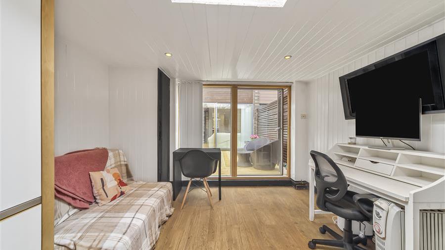 Garden Room