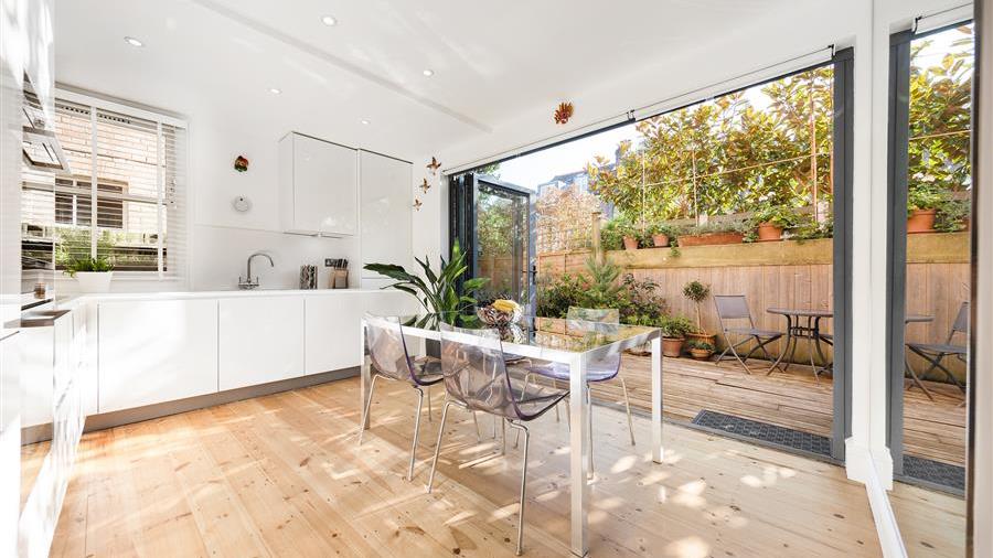 Kitchen/Dining Room
