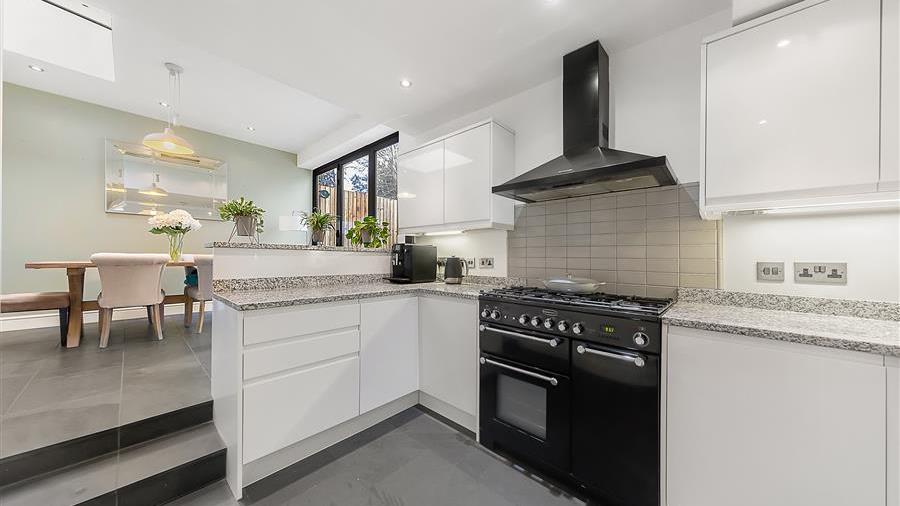 Kitchen/Dining Room