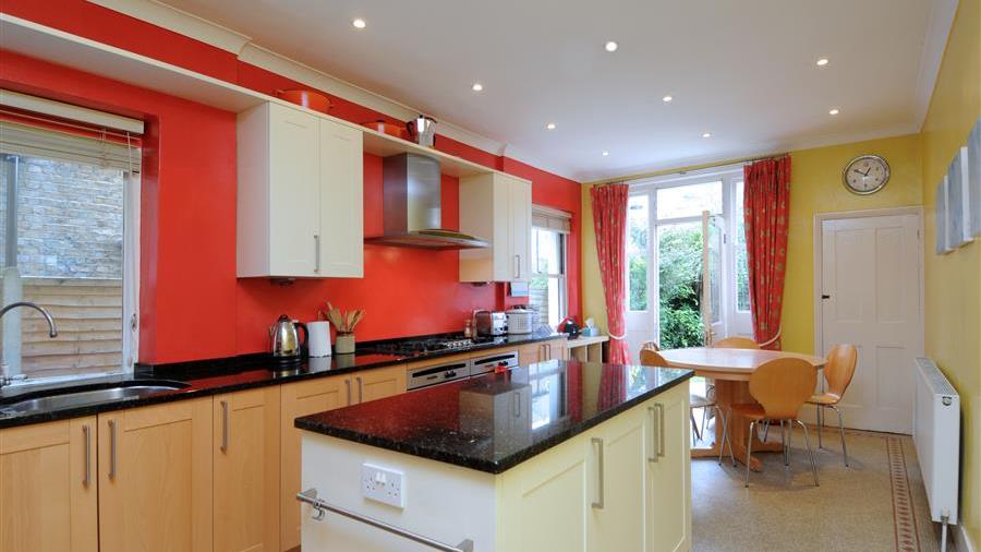 Kitchen/Dining Room