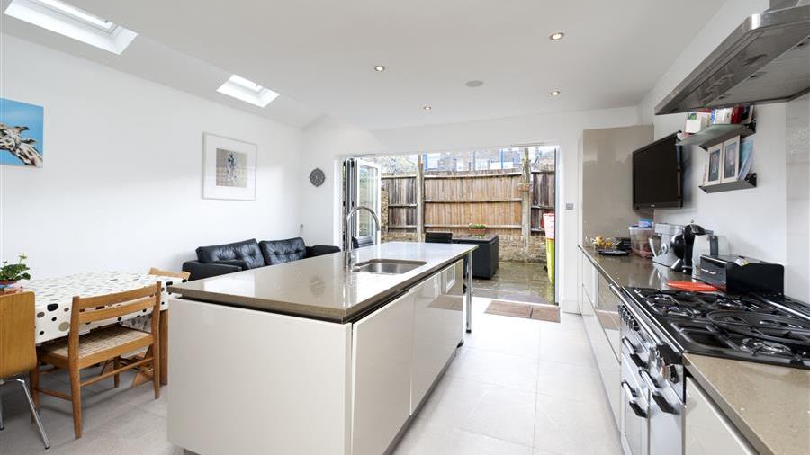 Kitchen/Dining Room