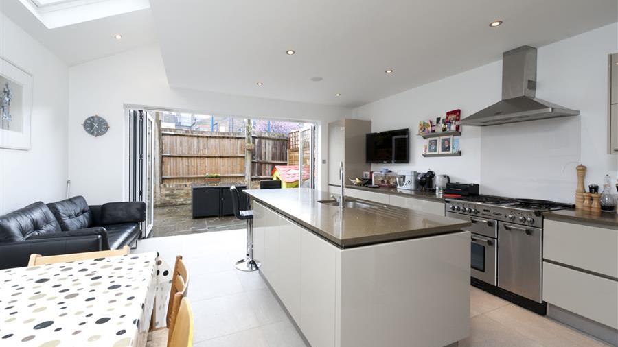 Kitchen/Dining Room
