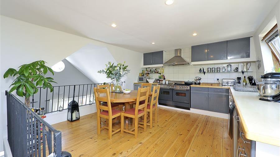 Kitchen/Dining Room