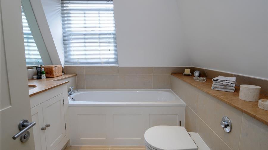 En-Suite Bathroom