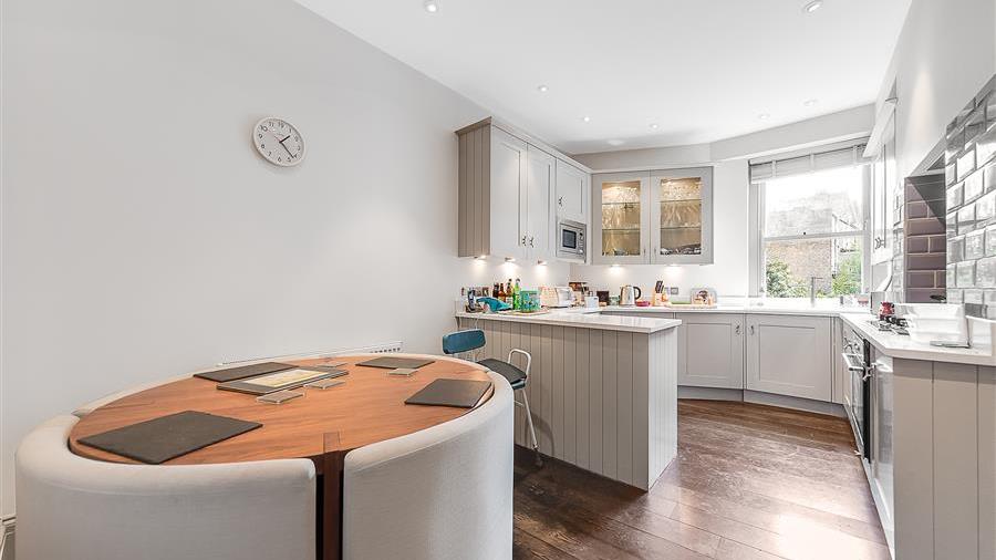 Kitchen/Breakfast Room