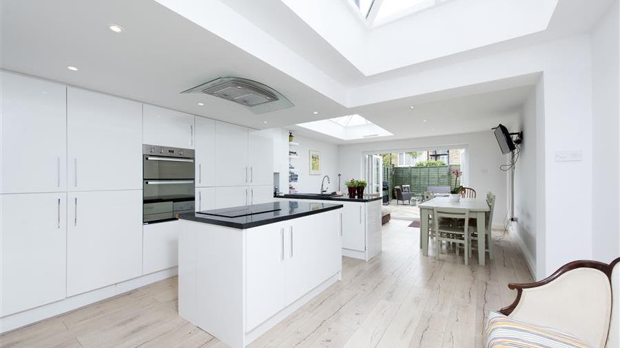 Kitchen/Breakfast Room