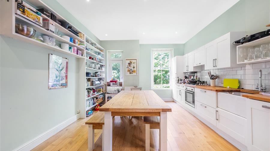 Kitchen/Dining Room