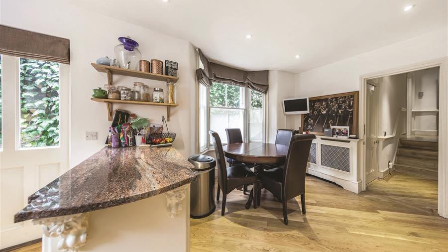 Kitchen/Dining Room