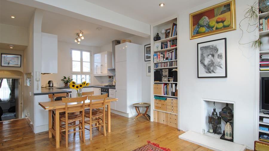Kitchen/Dining Room