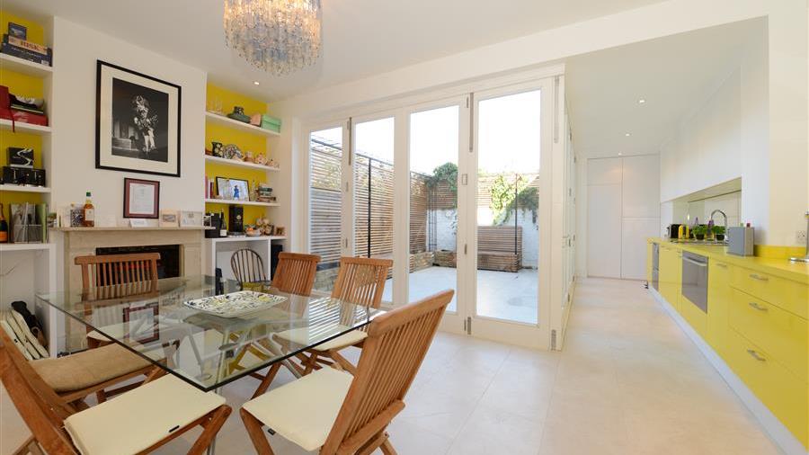 Kitchen/Dining Room