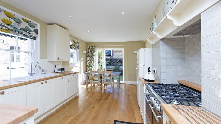 Kitchen/Dining Room