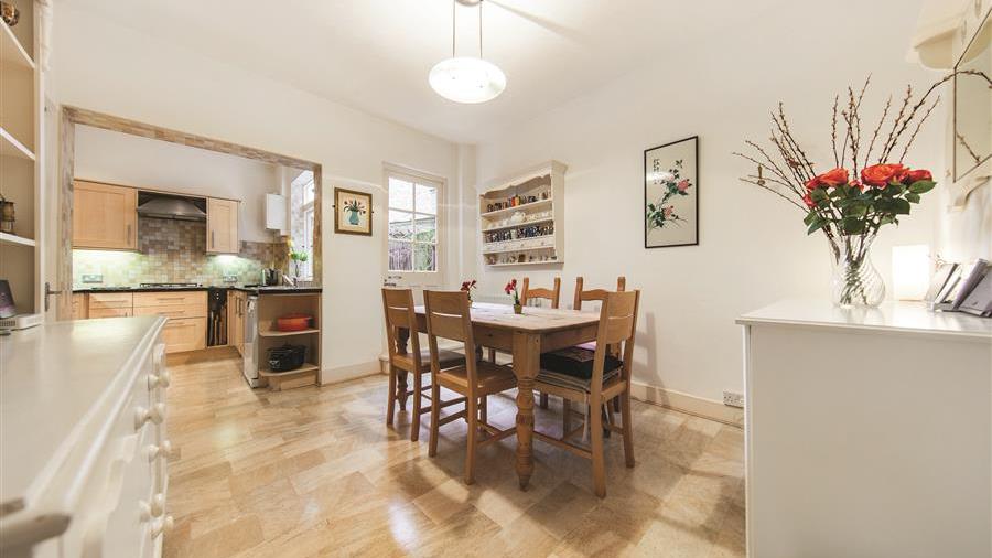 Kitchen/Breakfast Room