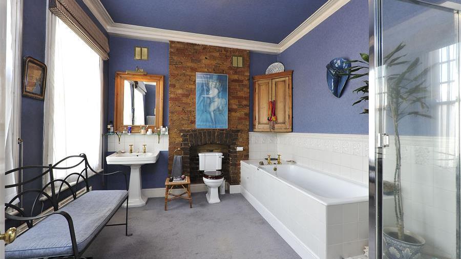 En-Suite Shower Room