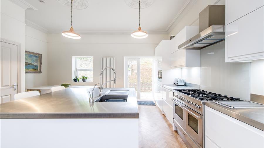 Kitchen/Dining Room