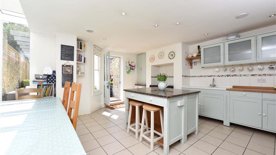 Kitchen/Breakfast Room