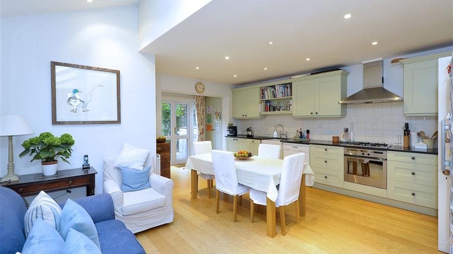 Kitchen/Dining Room