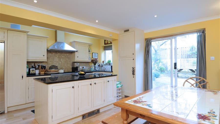 Kitchen/Dining Room