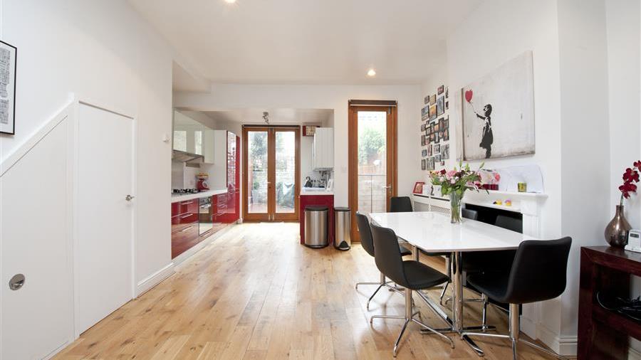 Kitchen/Dining Room