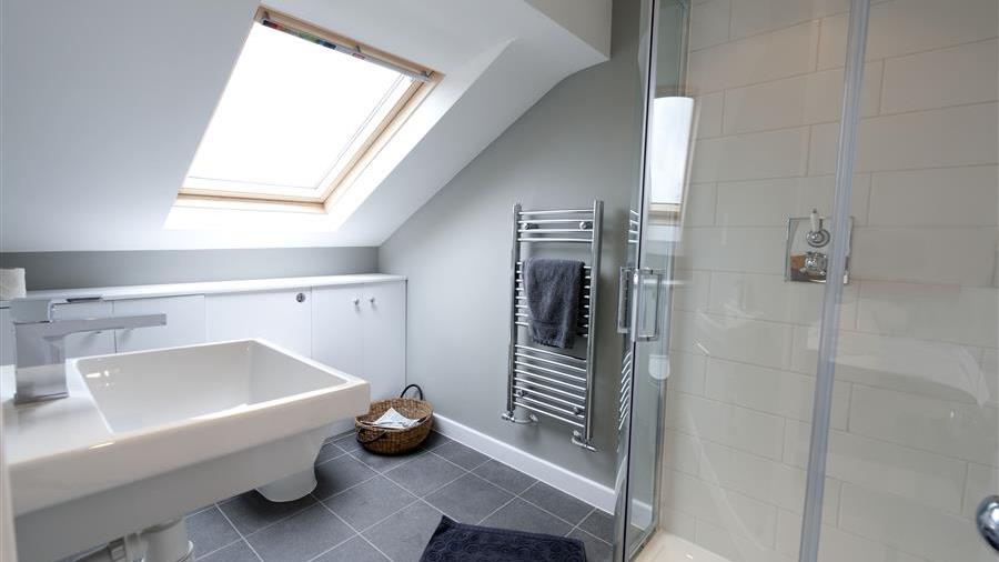 En-Suite Bathroom