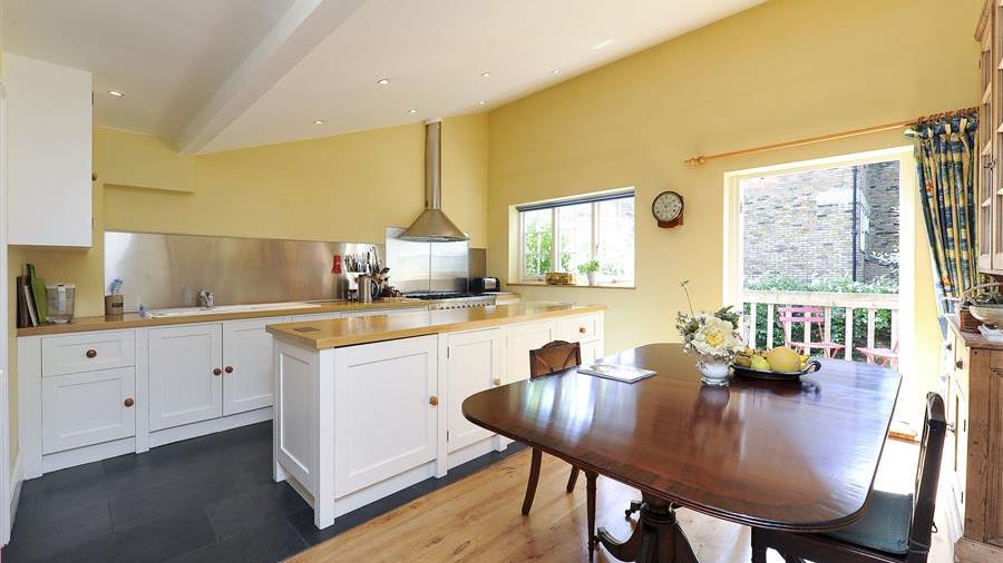 Kitchen/Dining Room
