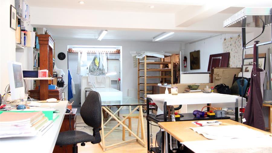 Studio Room