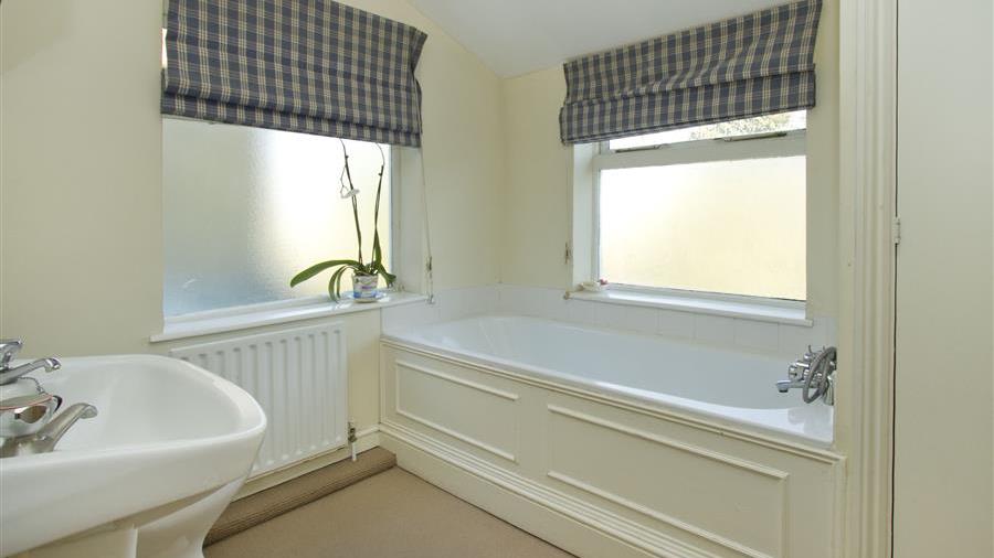 En-Suite Bathroom