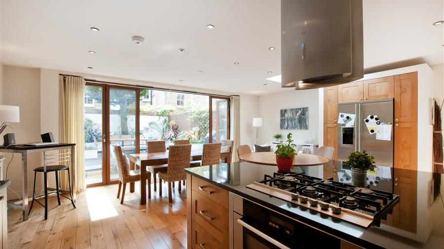 Kitchen/Dining Room