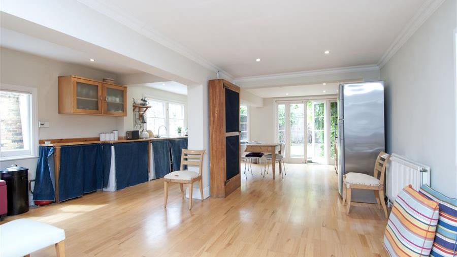 Kitchen/Dining Room
