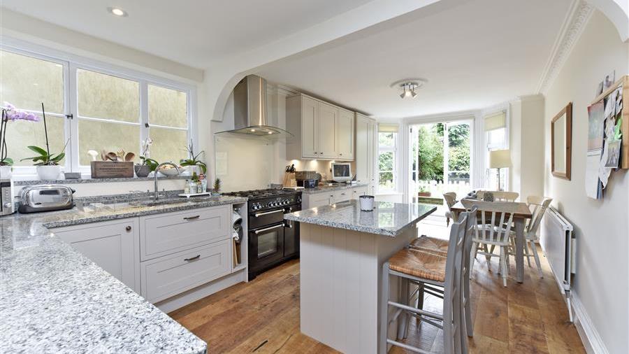 Kitchen/Dining Room