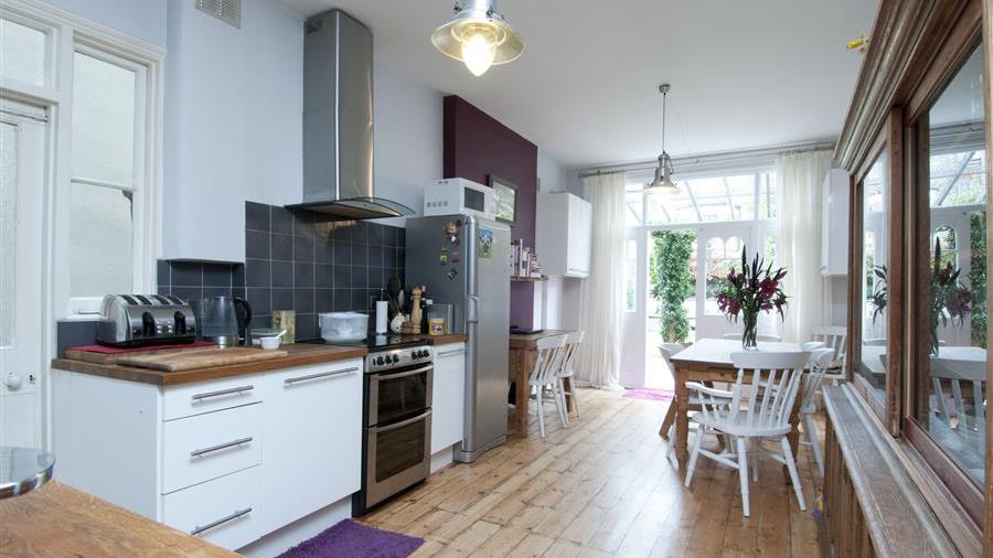 Kitchen/Dining Room